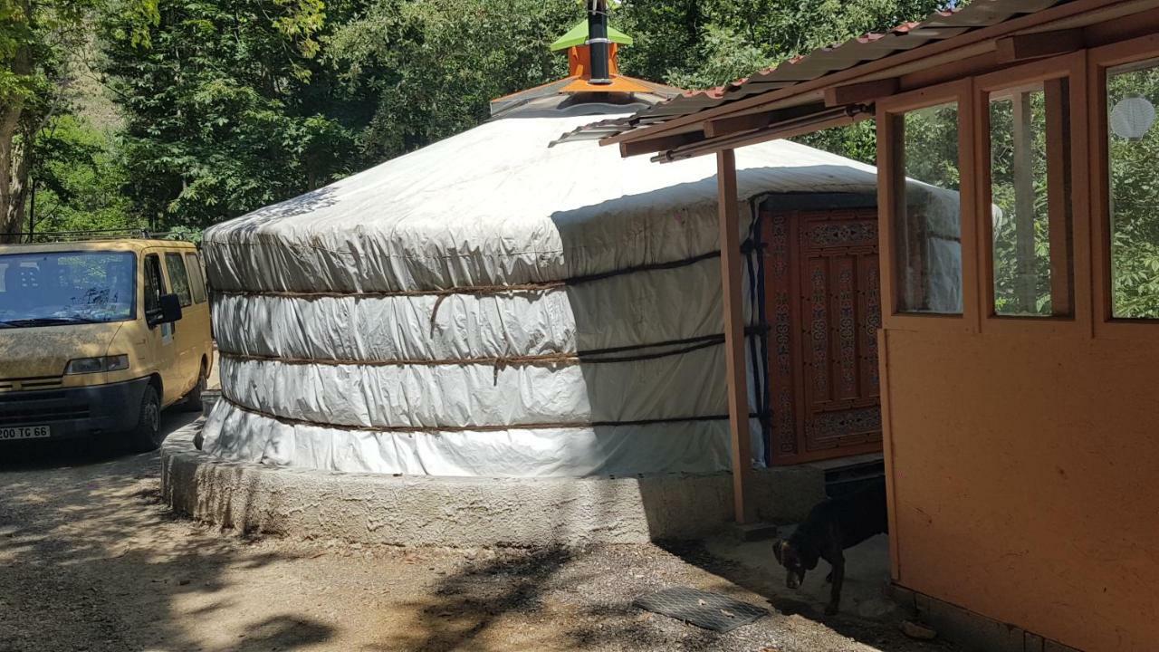 Camping le P'Tit Bonheur Escaro Eksteriør billede
